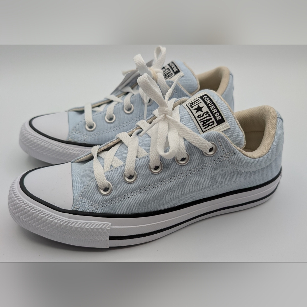 Converse Kids Chuck Taylor All Star Low Top Sneakers - Light Blue Sz 4